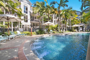 Отель Blue Waters Apartments  Серферс-Парадайс